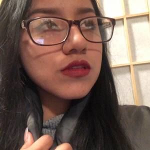 Meet your Posher, Ivette